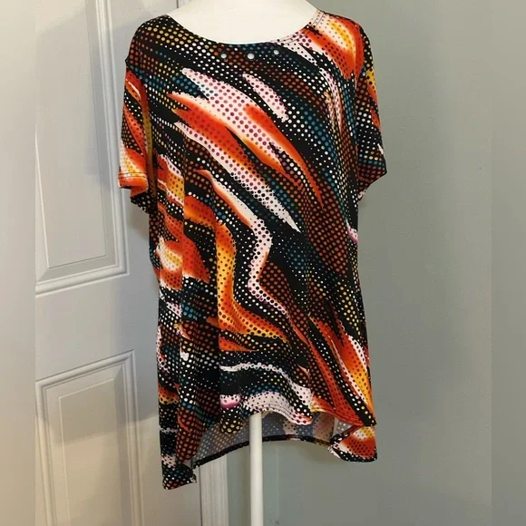 Max & Rina‎ Women's Boho Vibrant Multicolor Print Flowy Tunic Blouse. - Picture 3 of 7